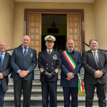 Celebrazione della Giornata del Mare a Messina: Un’Esperienza Formativa e Culturale Presso la Base Navale