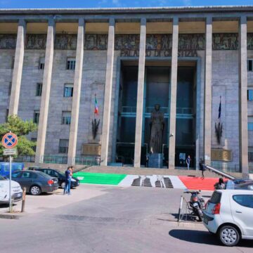 Evoluzione nella Giurisprudenza sui Contratti di Recupero Crediti: Il Tribunale di Catania Attende Riscontro sulla Questione Sollevata da Consitalia