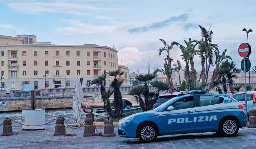 Siracusa – Giro di Vite sulla Sicurezza Stradale: Controlli e Sanzioni per l’Uso dei Cellulari alla Guida