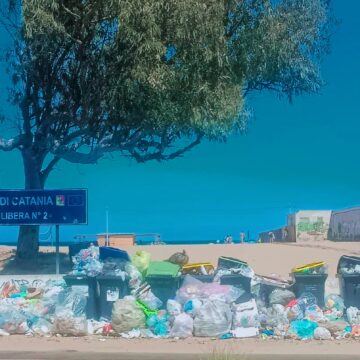 STAMU FITENNU: Il Comitato Cittadino Denuncia il Degrado delle Spiagge Comunali di Catania