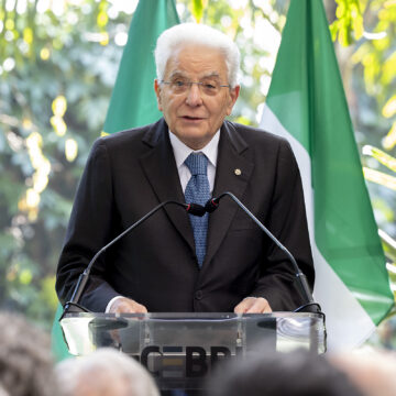 Buon Compleanno Presidente Mattarella: Elogio a un Leader Apprezzato e Appello per la Giustizia