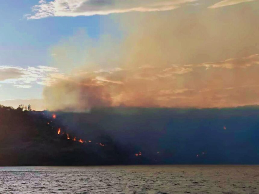 Incendio alla Timpa di Acireale: Fiamme Domate Dopo Oltre 24 Ore di Lotta Incessante