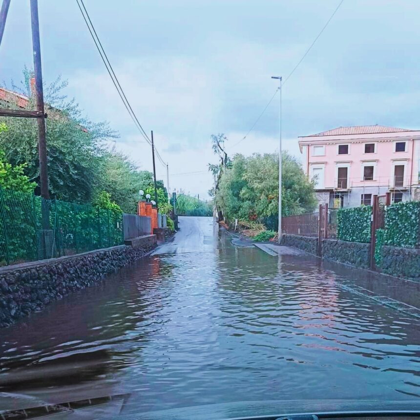 Scillichenti – Acireale: allagamenti costanti sulla provinciale, cittadini esasperati