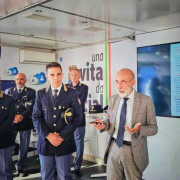 “Una Vita da Social”: La Campagna Educativa della Polizia di Stato Fa Tappa ad Agrigento