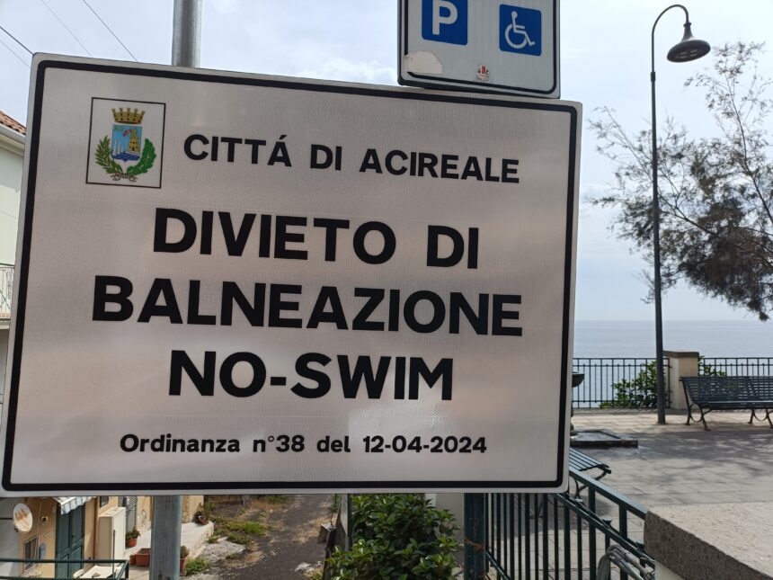 Acireale: Un Mare di Divieti… e di Ignoranza!