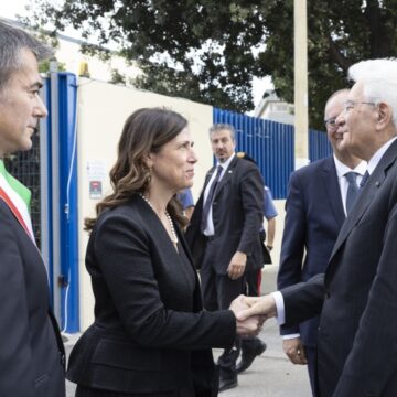 Mattarella inaugura il nuovo anno scolastico a Cagliari