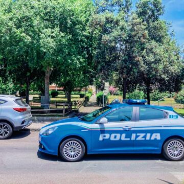 Controlli della Polizia di Stato contro i Parcheggiatori Abusivi