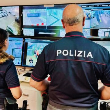 Catania: Denunciato 58enne di Arezzo con Proiettili Nascosti nel Giaccone