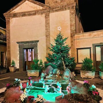 Santa Maria la Scala: il Presepe che Racconta le Antiche Origini del Borgo