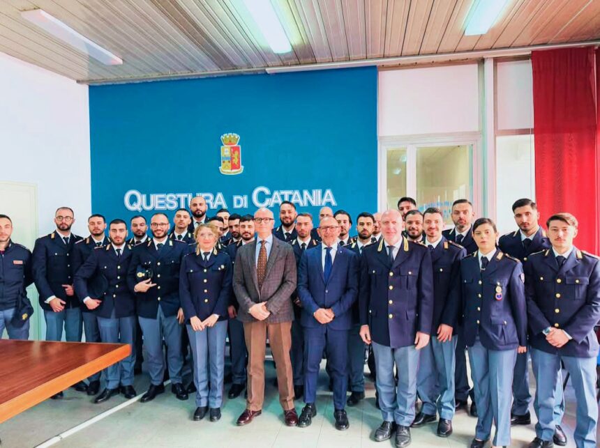 Il Questore di Catania, Giuseppe Bellassai, dà il Benvenuto ai 32 Nuovi Agenti della Polizia di Stato