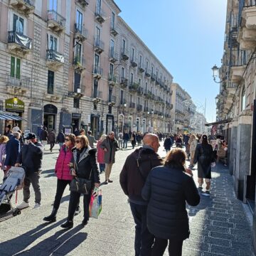 Inverno di Crisi Idrica a Catania: Sidra, Sindaco Trantino e Regione Sicilia Sotto Accusa